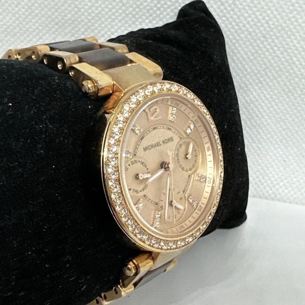 Michael Kors MK5841 Women's Two Tone Analog Rose Dial Quartz Wrist Watch NUL64